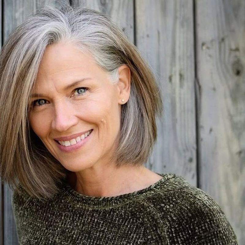 32 Haircut Mistakes That Make Women Over 50 Look Older