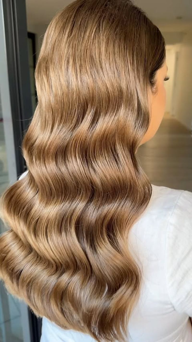 Glamorous Waves