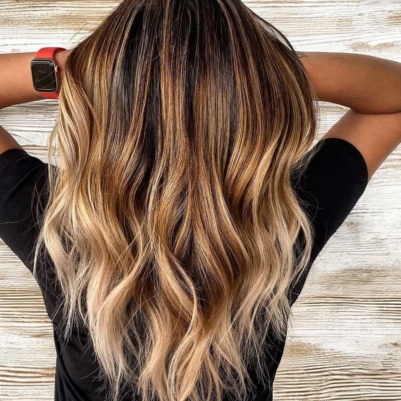 Ombre de mel dourado