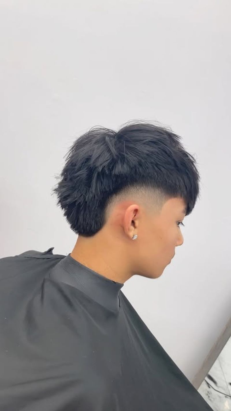 Ráfaga alta Fade Mullet