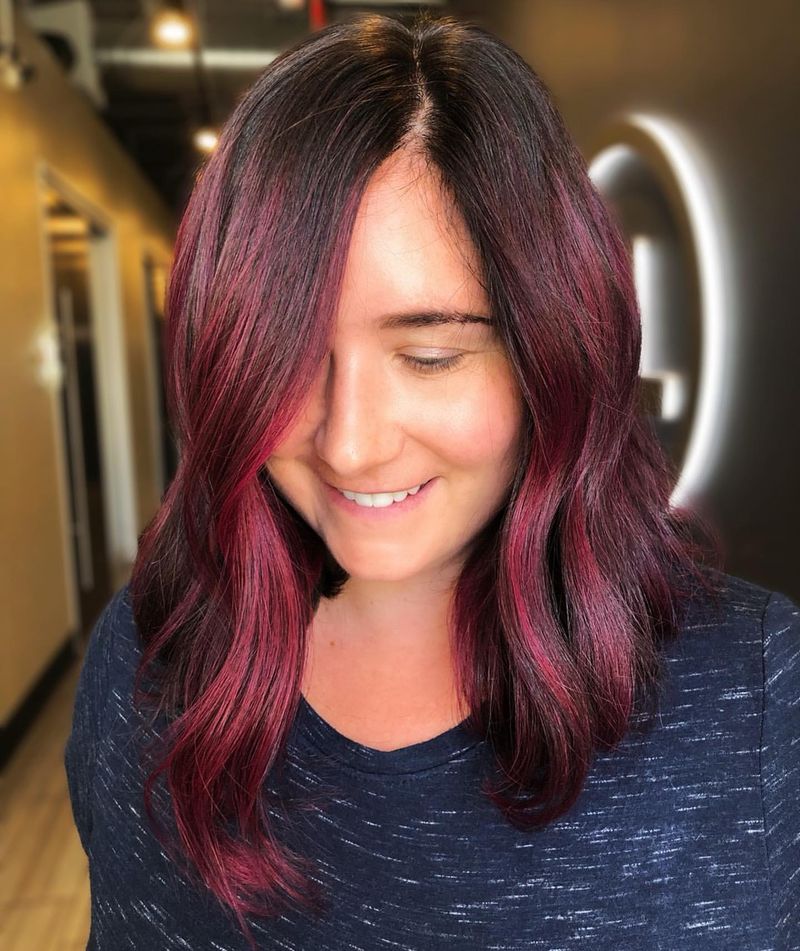 Lob with Bold Streaks