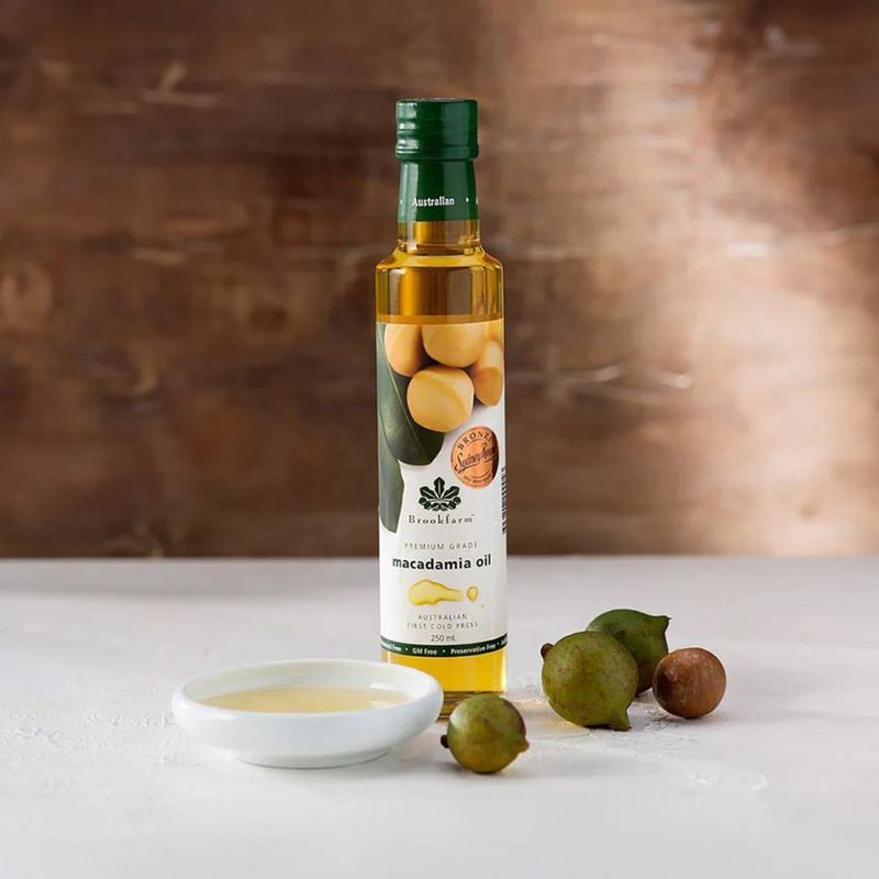 Macadamia Oil