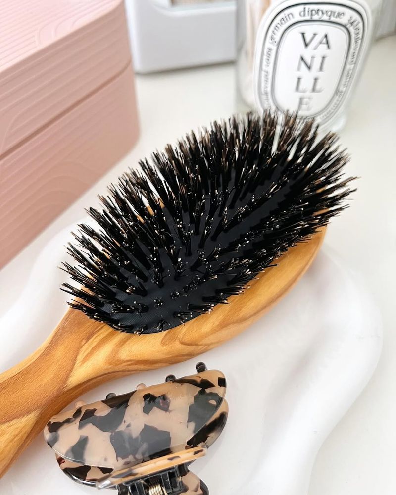 Brosse en soie naturelle