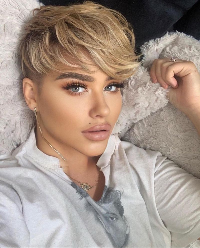 Pixie Cut met Volume