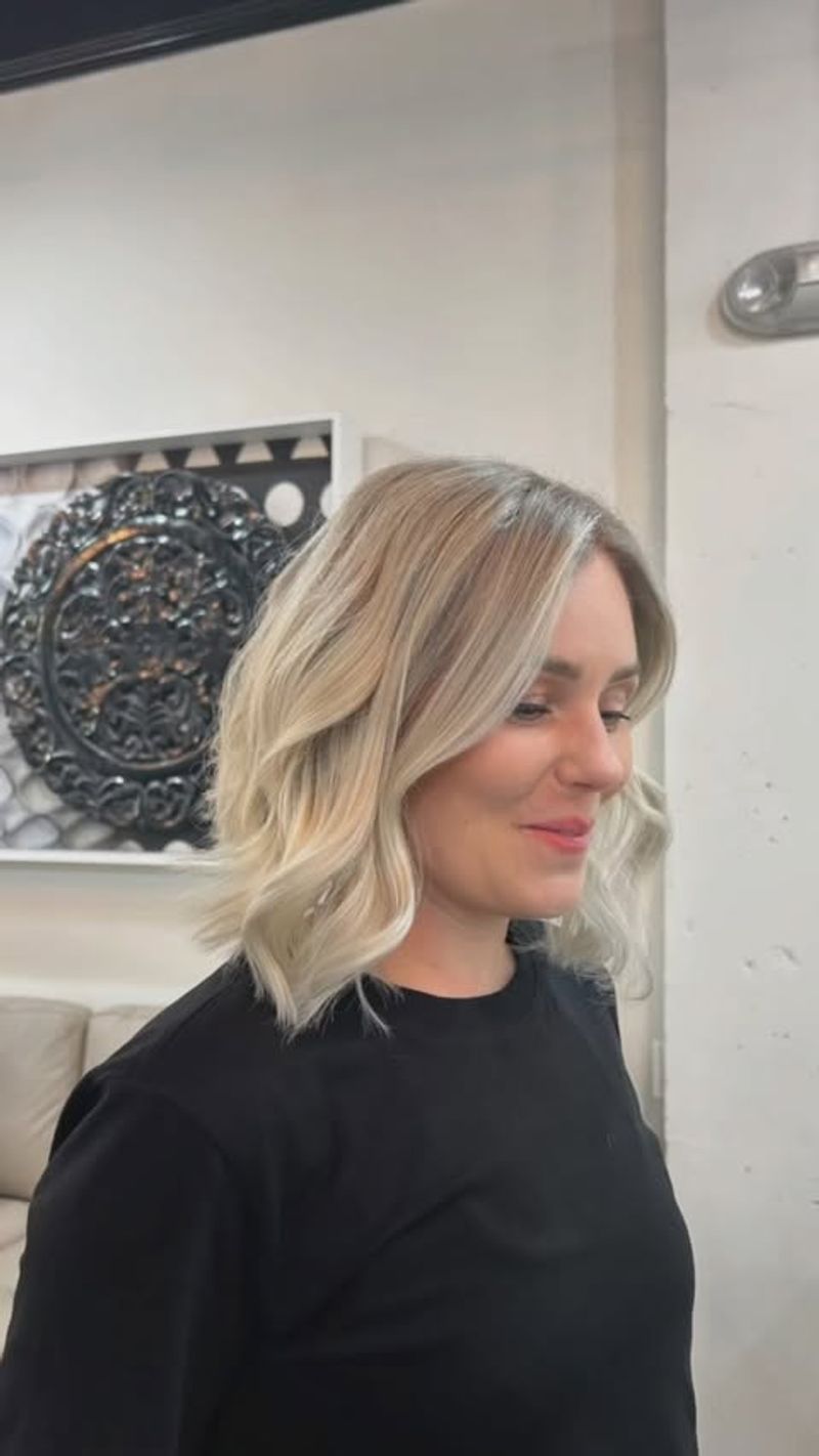 Retro-Inspired Bob with Waves