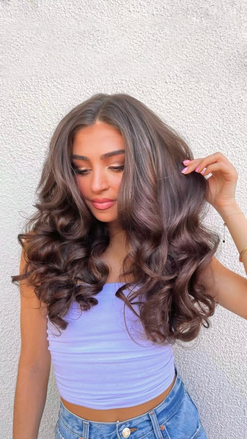 Romantic Soft Waves