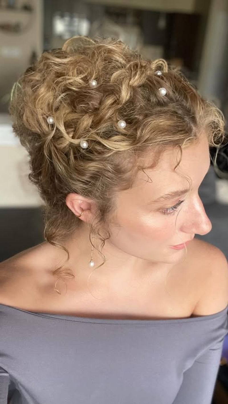 Penteado romântico de "Orgulho e Preconceito