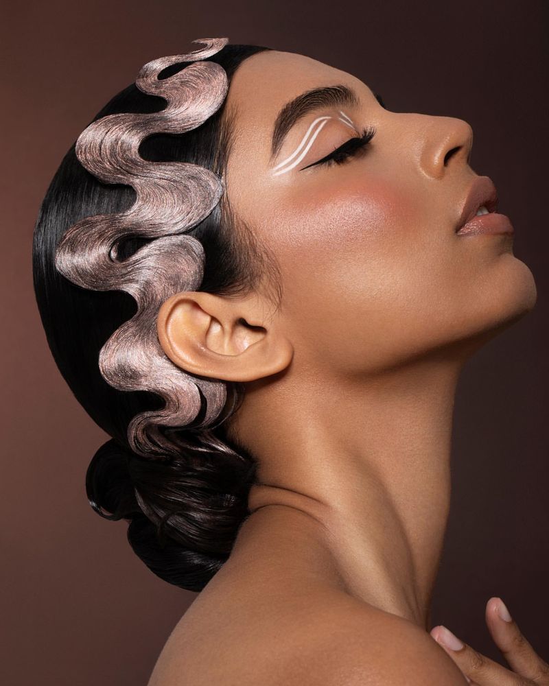 Sculpted Finger Waves