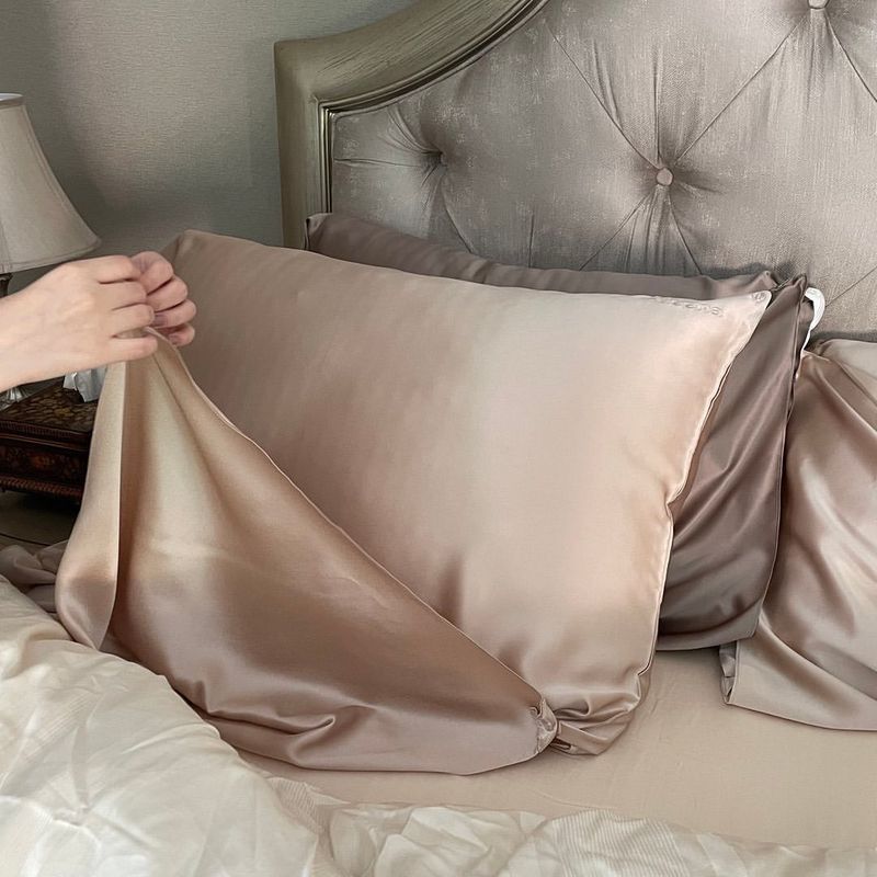 Silk Pillowcase for Volume