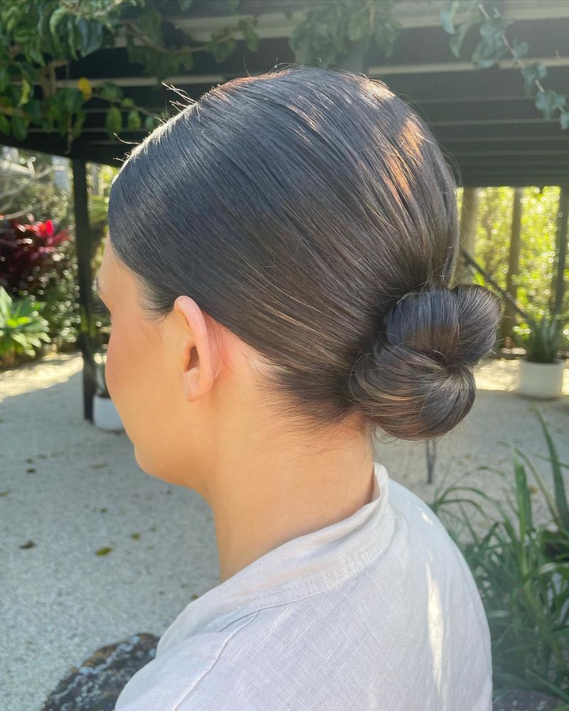 Penteado baixo elegante