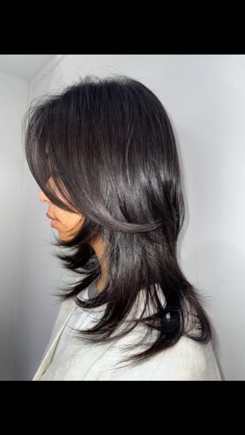 Sleek Straight Layers