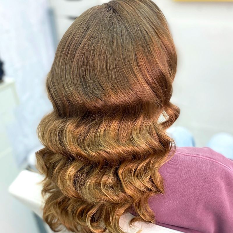 Soft Vintage Waves