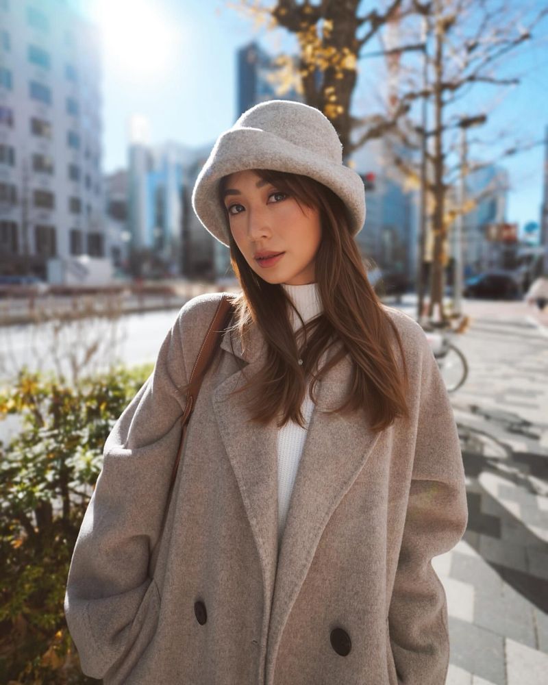 Straight Hair with Winter Hat