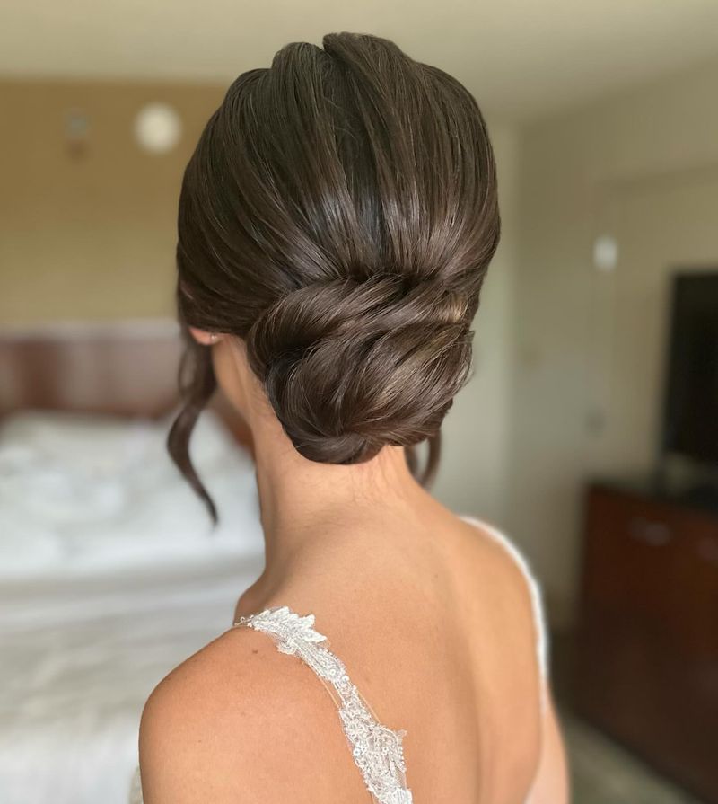 Chignon bas texturé