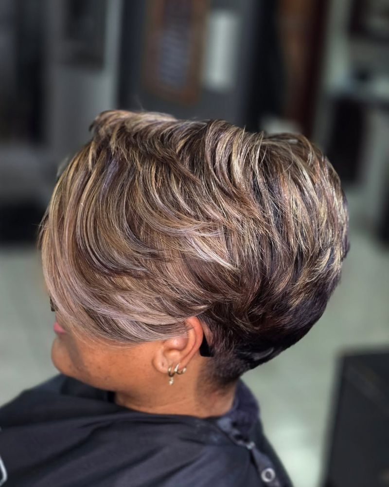 Textured Pixie with Highlights