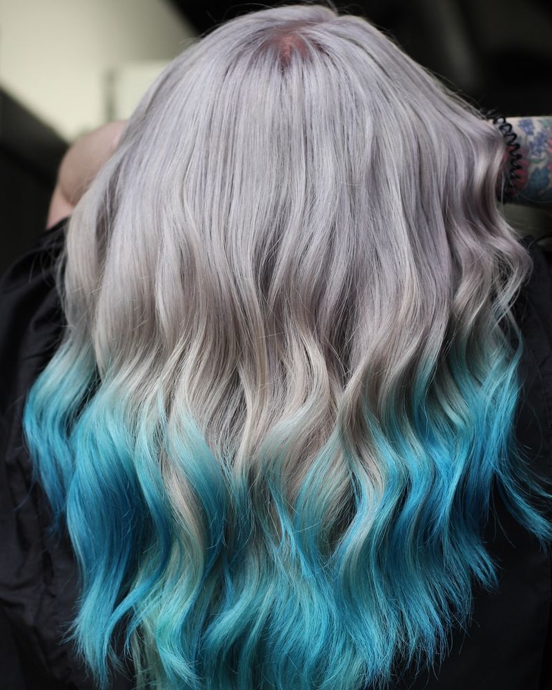 Vibrant Teal Tips