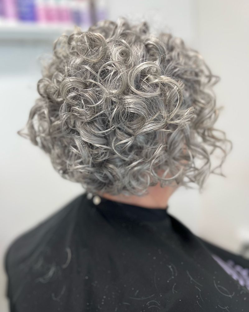 Voluminous Curls