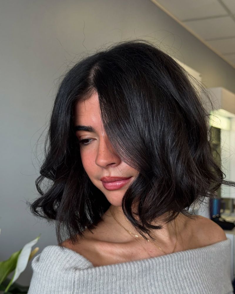 Volumized Bob with Soft Waves