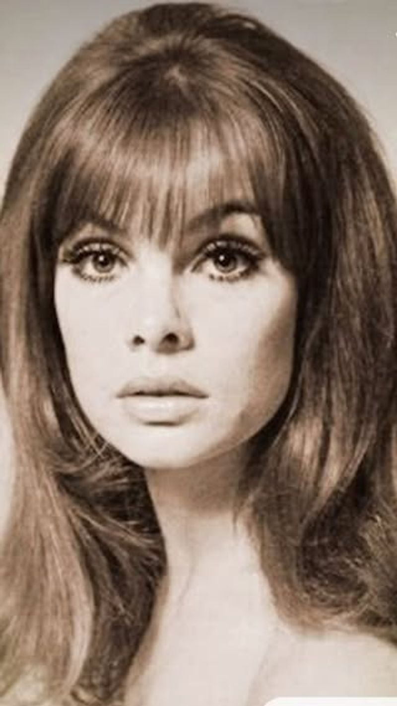 1960s Bombshell Blowout