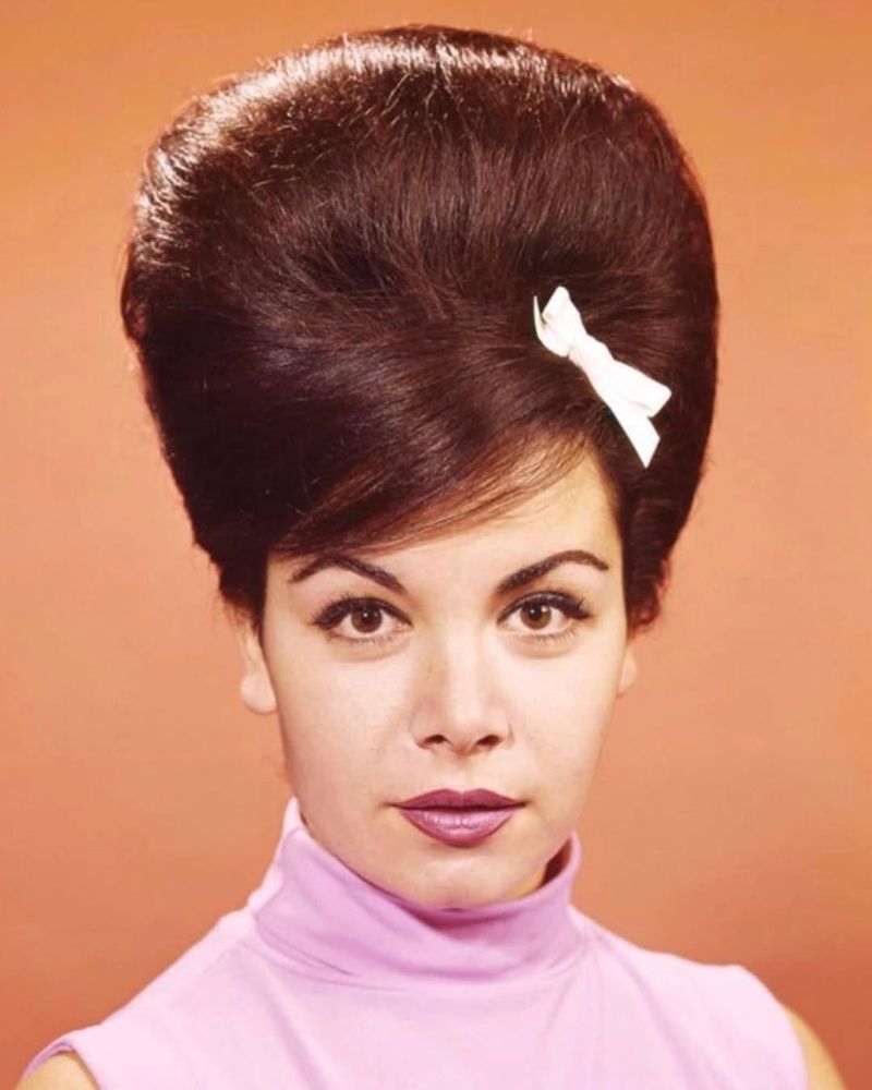 60s Bouffant