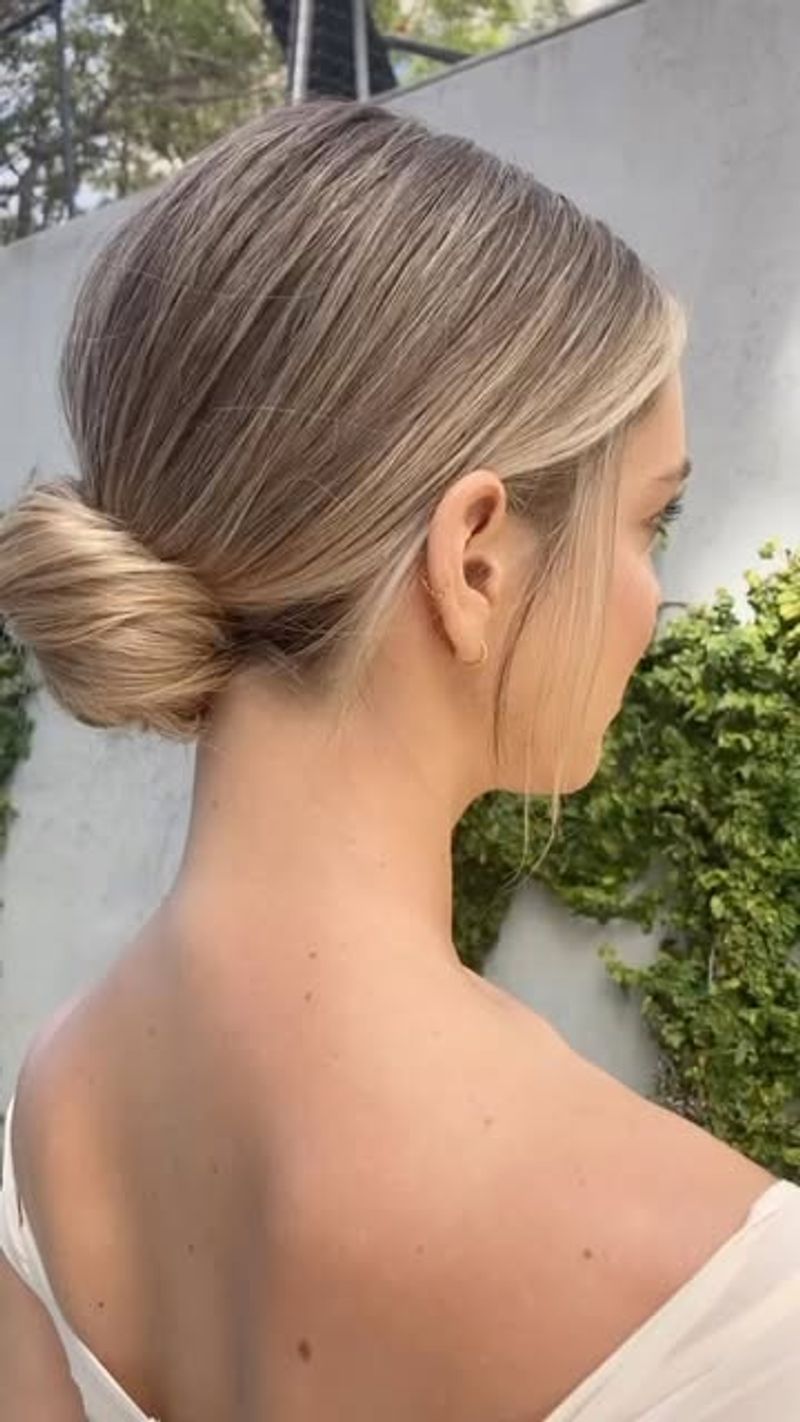 Elegante lage chignon