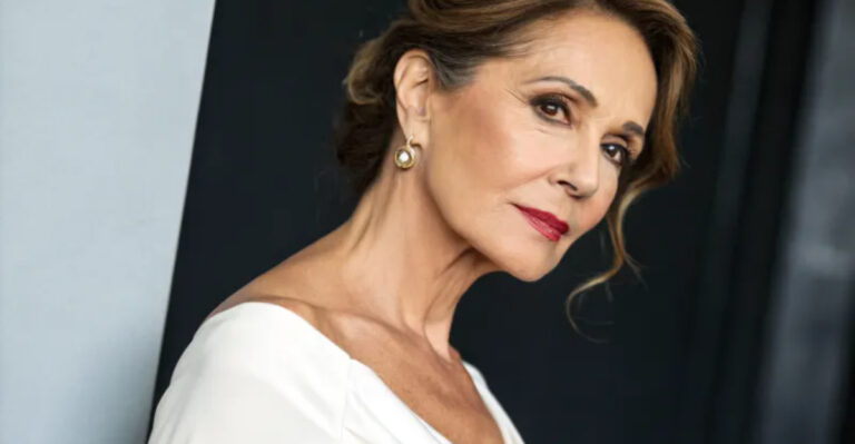 28 Subtle Highlights For Mature Women To Enhance Your Hair’s Depth