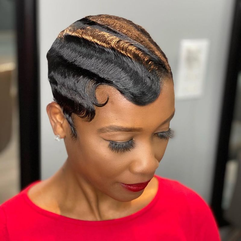 Retro Finger Waves