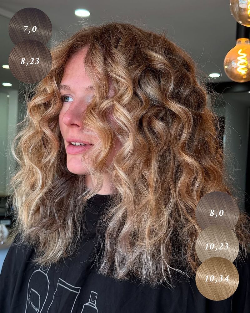 Golden Curls with Lowlights