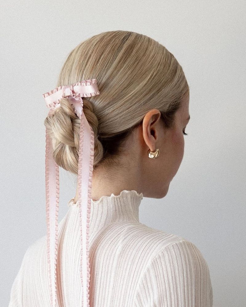 Uno chignon basso elegante