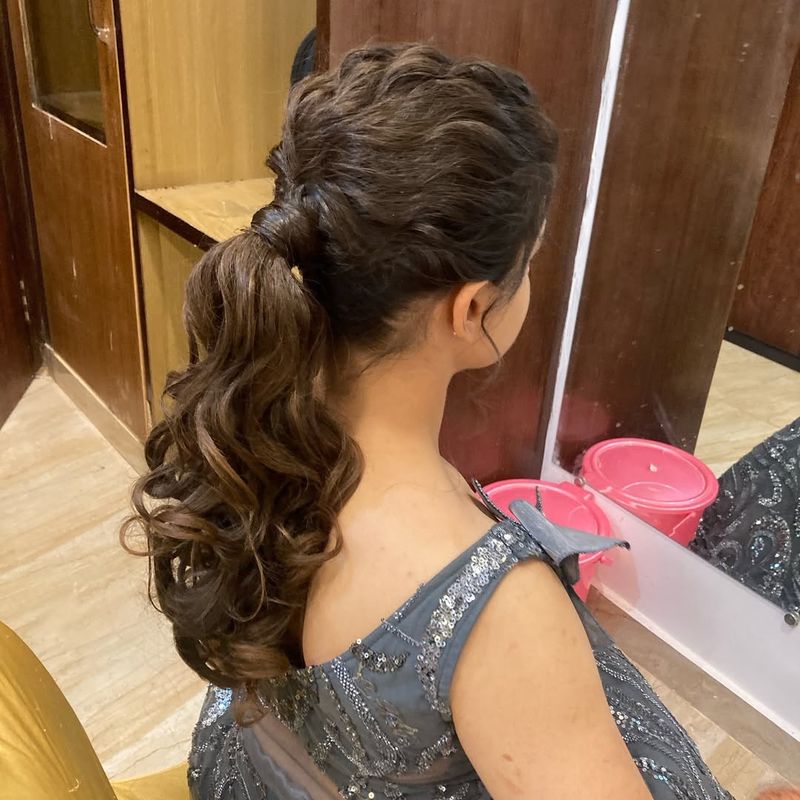 Messy Textured Ponytail