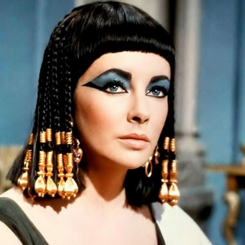 Elizabeth Taylor in Cleopatra