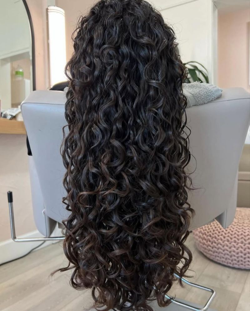 Voluminous Curls