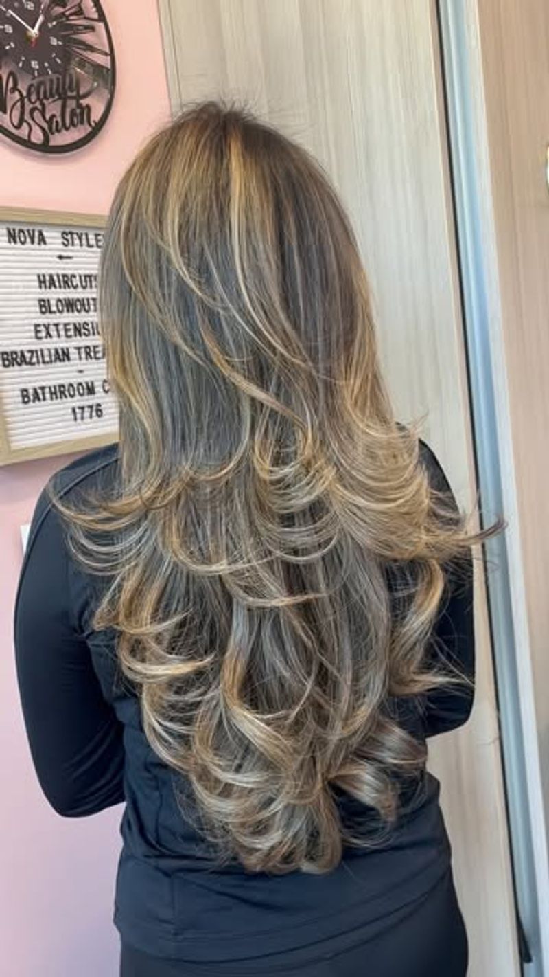 Long Layered Blowout