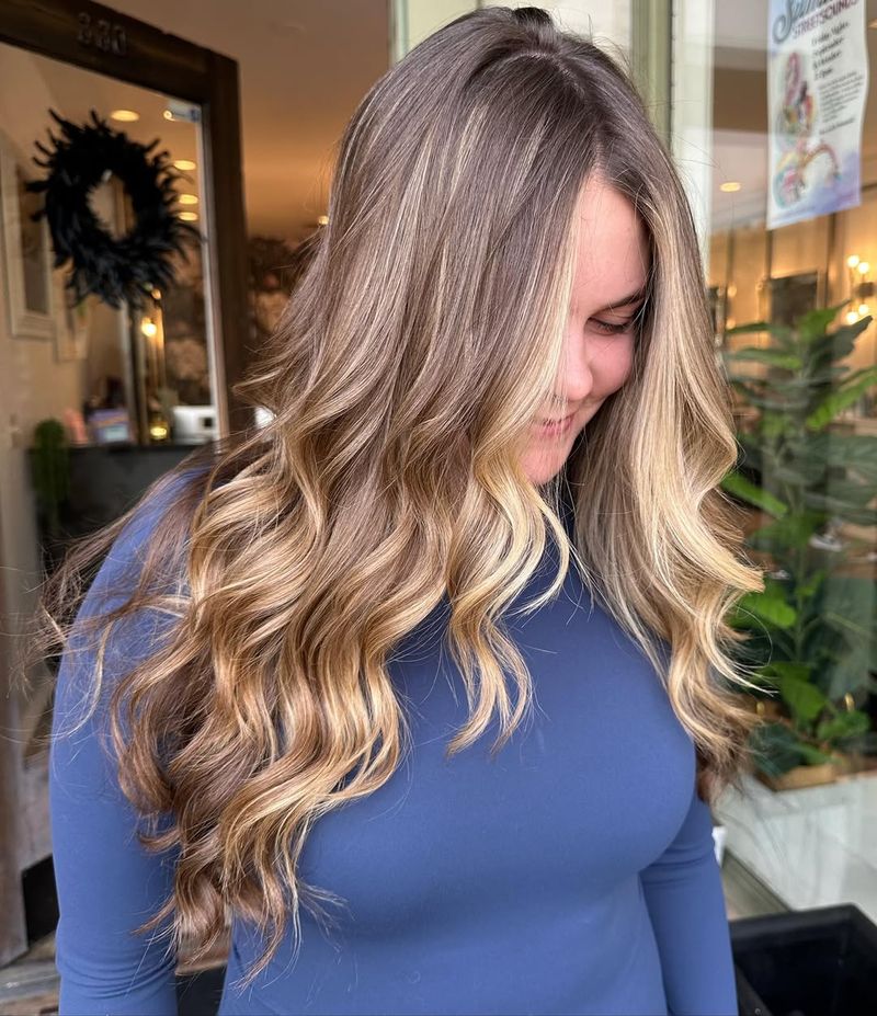 Textured Wave Blowout