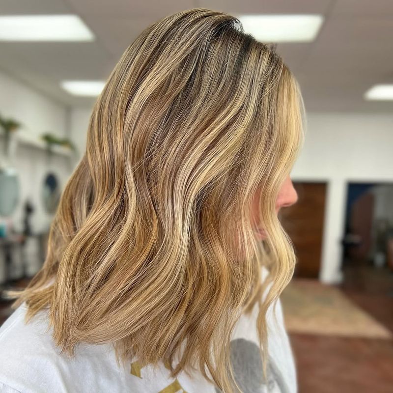 Creamy Blonde Lob