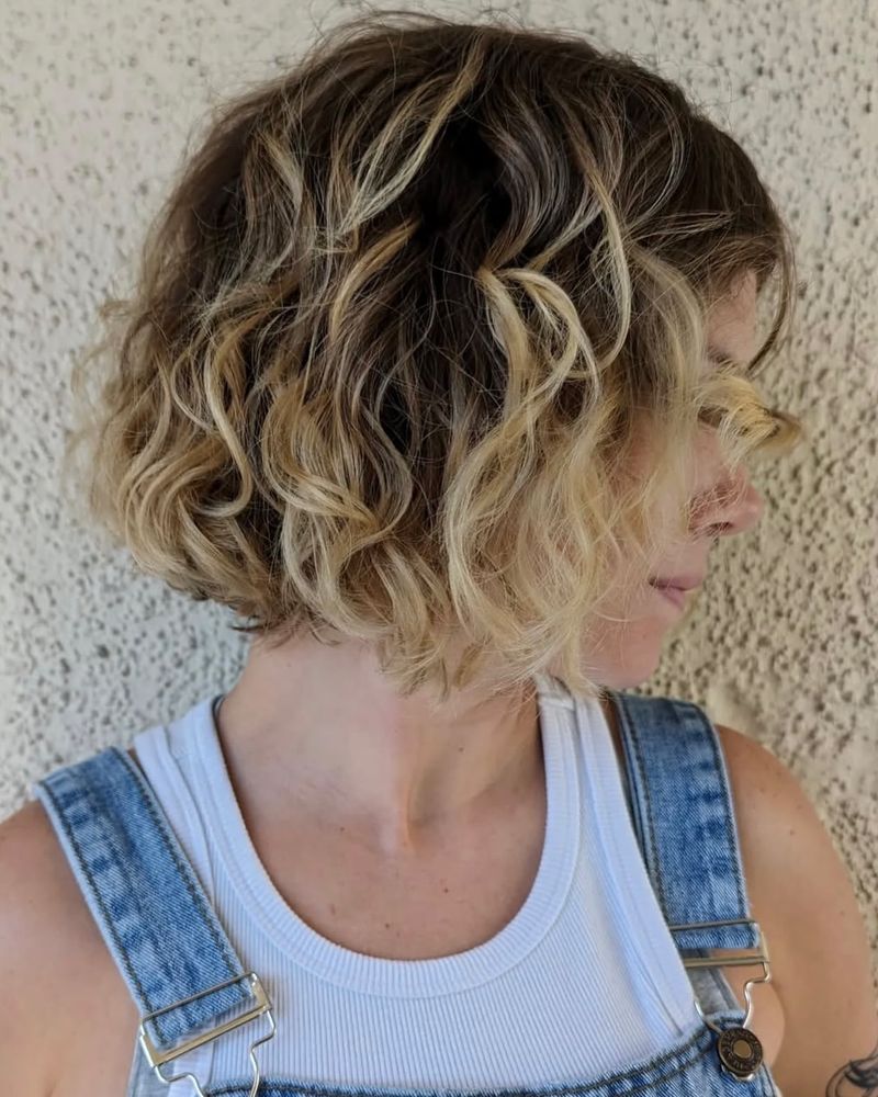 Casual Curly Bob