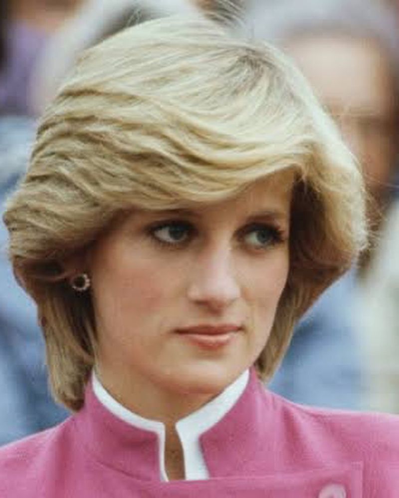 Il bob piumato della Principessa Diana