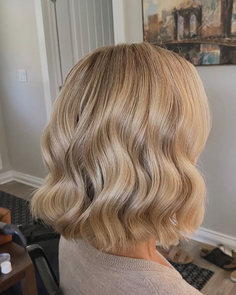 Voluminous Short Waves