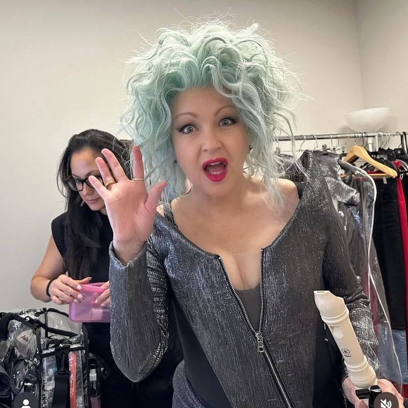 I capelli colorati di Cyndi Lauper