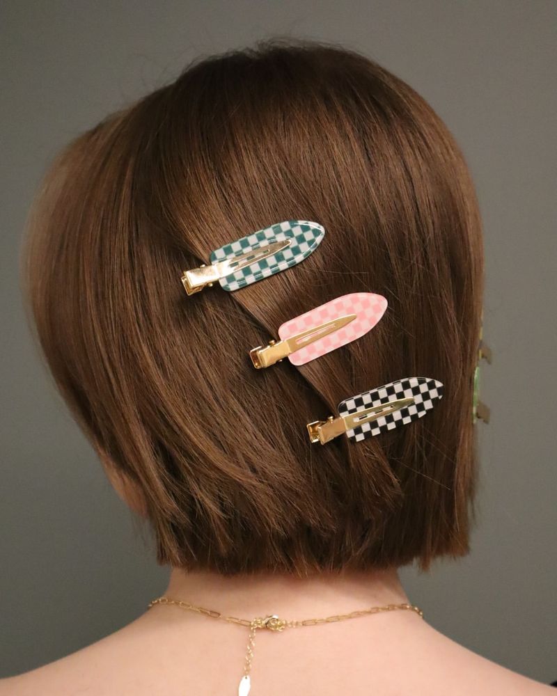 Chic Bob with Clips