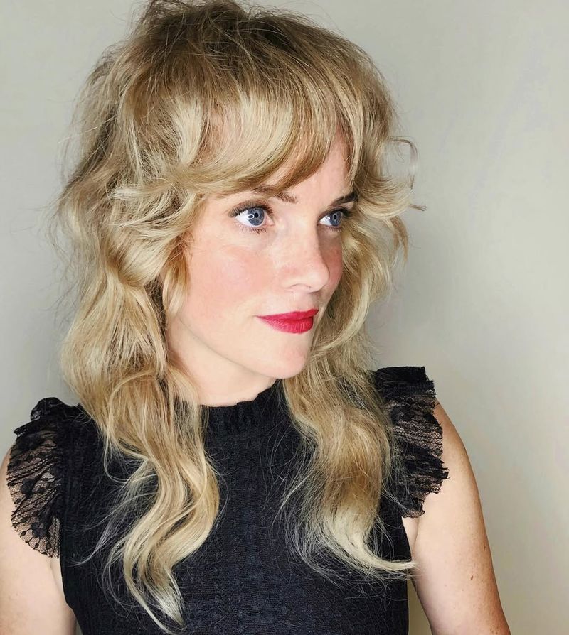 Casual Waves with Fringed Bangs