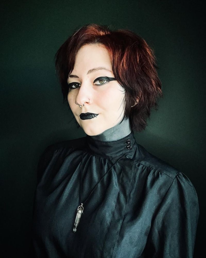 Flame-tipped Gothic Bob