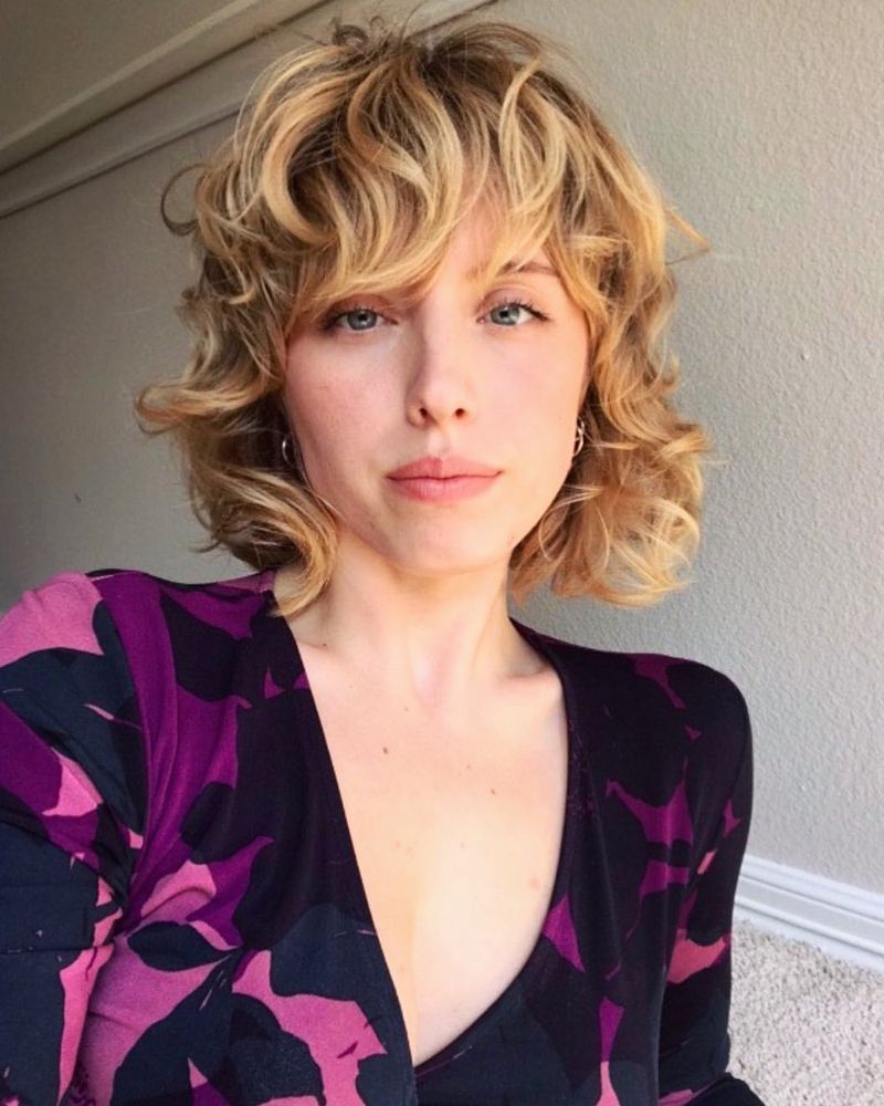 Wavy Bob with Side Bangs