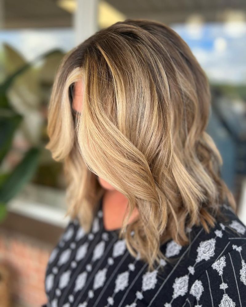 Sandy Blonde Highlights