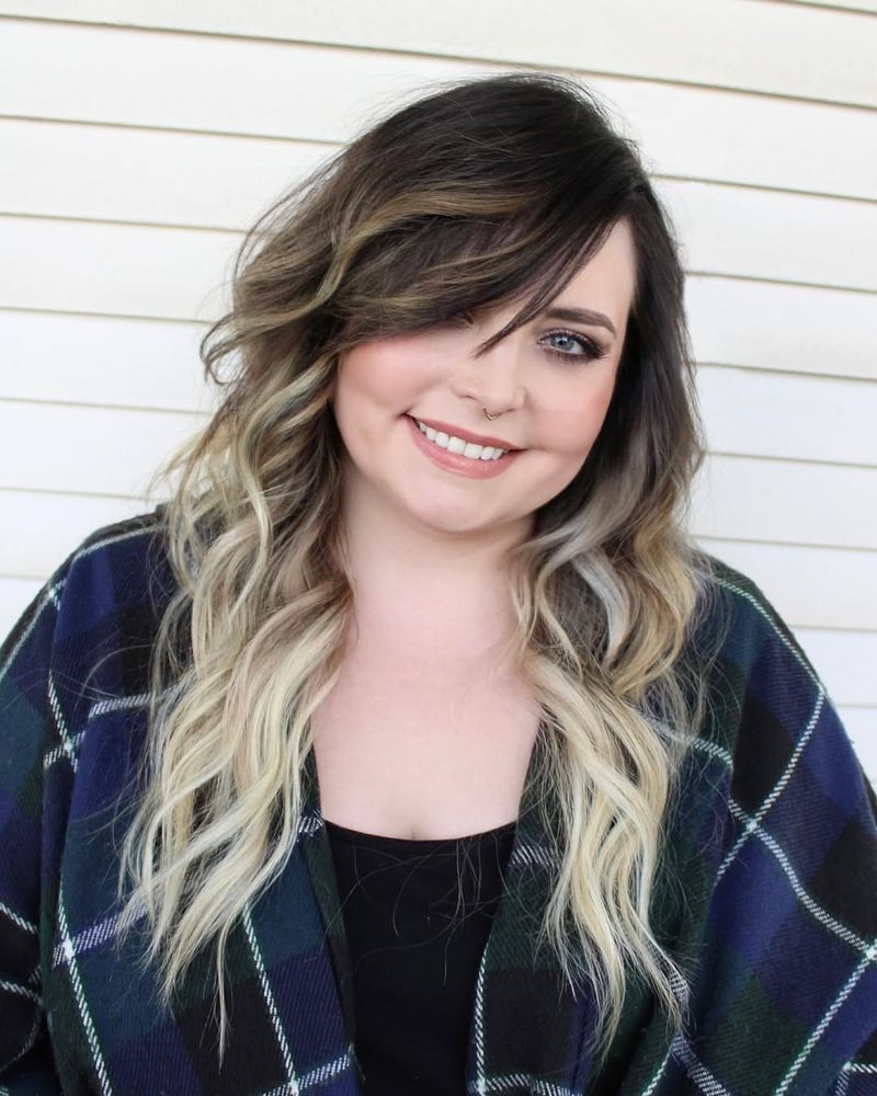 Chic Waves with Side Fringe