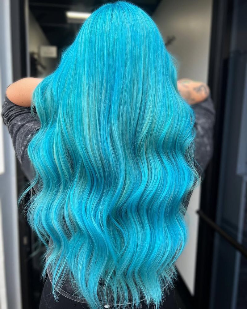 Aqua Blue Waves