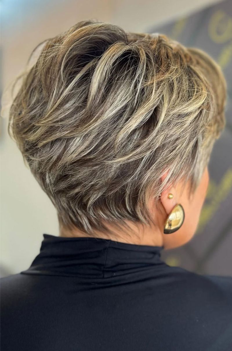 Soft Wedge with Feathered Layers