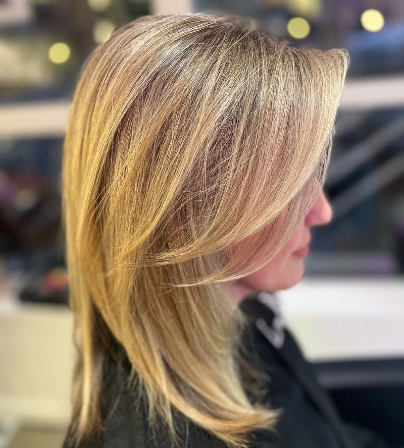 Shoulder-Skimming Cut with Invisible Layers
