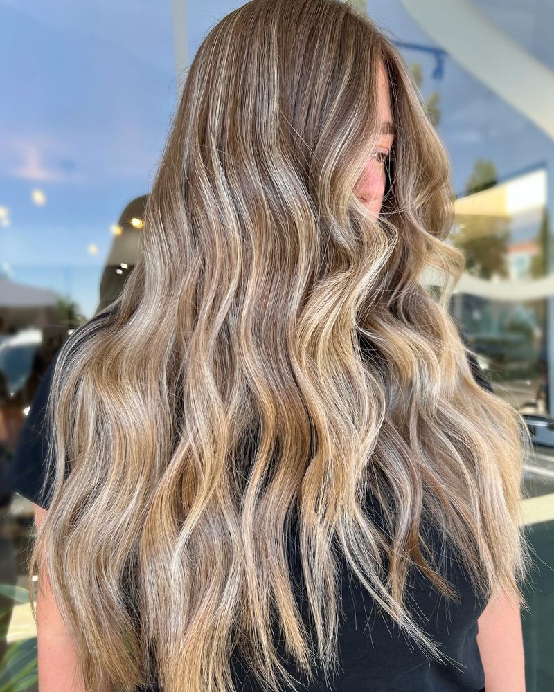 Dimensional Honey Balayage