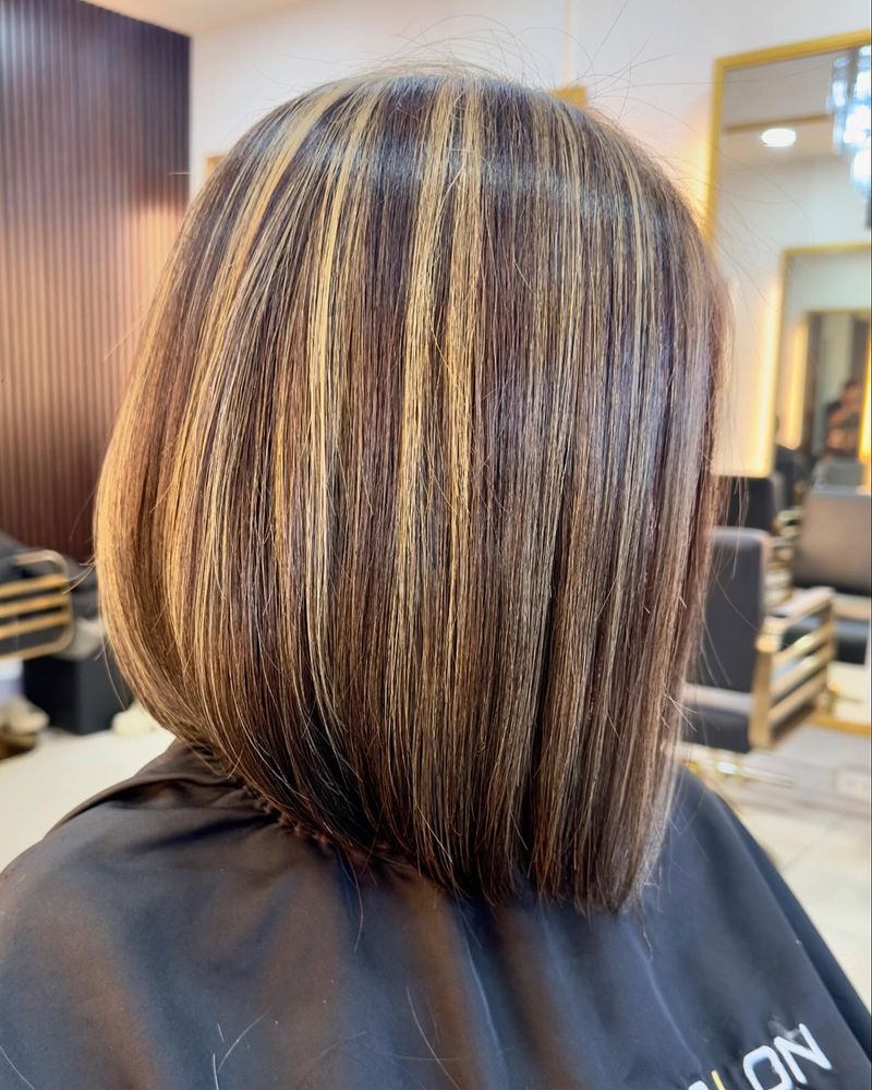 Two-Tone Graduated Bob